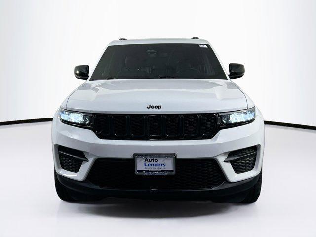 used 2022 Jeep Grand Cherokee car, priced at $34,491