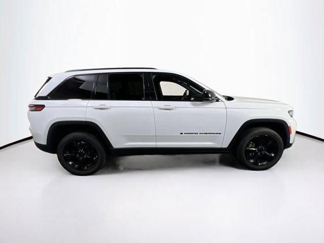 used 2022 Jeep Grand Cherokee car, priced at $34,491
