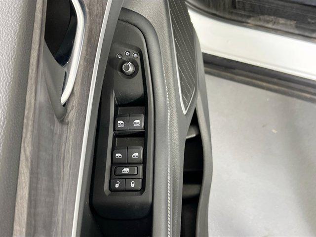 used 2022 Jeep Grand Cherokee car, priced at $29,723