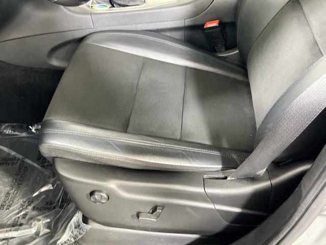 used 2022 Jeep Grand Cherokee car, priced at $28,594