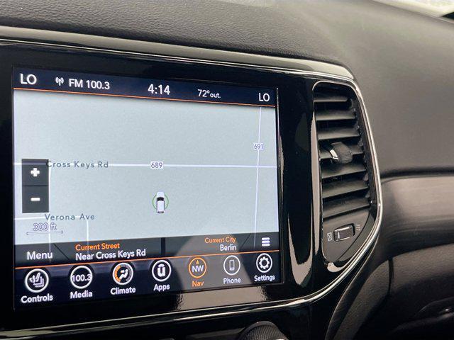 used 2022 Jeep Grand Cherokee car, priced at $28,594