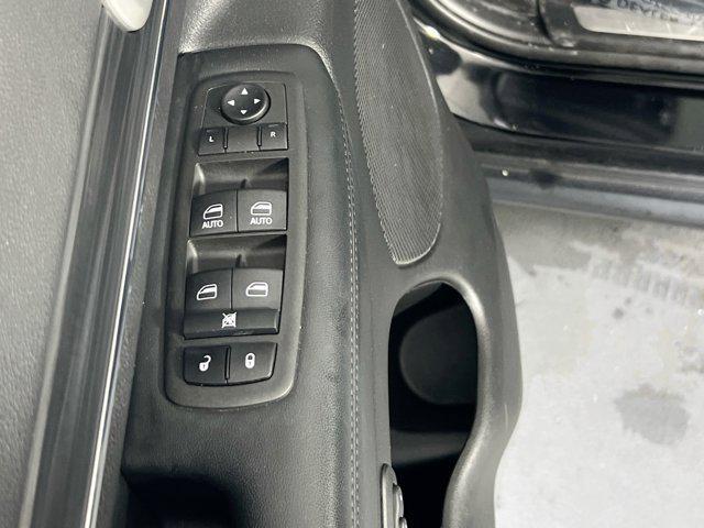used 2022 Jeep Grand Cherokee car, priced at $29,278