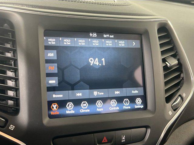used 2022 Jeep Cherokee car, priced at $25,395