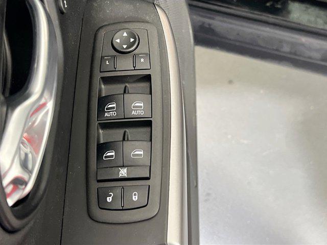 used 2022 Jeep Cherokee car, priced at $26,270