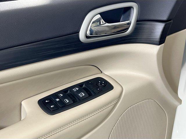 used 2022 Jeep Grand Cherokee car, priced at $24,308