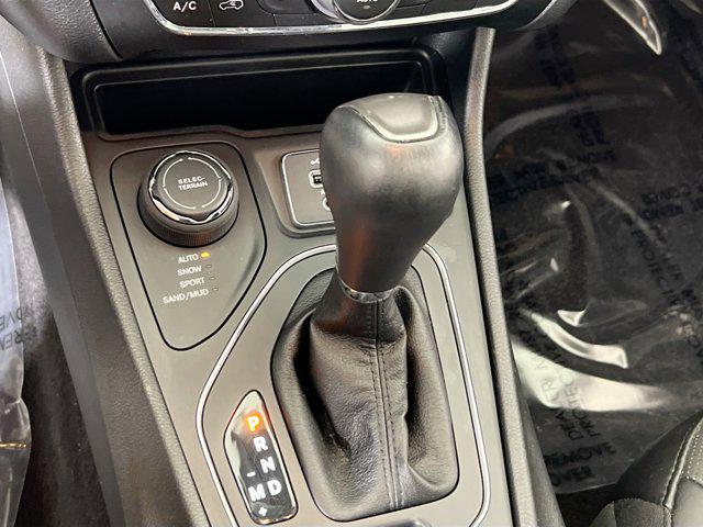 used 2022 Jeep Cherokee car, priced at $26,978