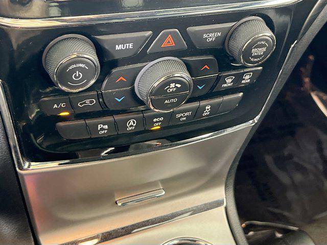 used 2022 Jeep Grand Cherokee car, priced at $31,797