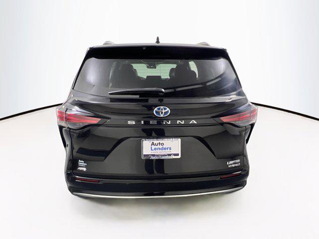 used 2021 Toyota Sienna car, priced at $39,013