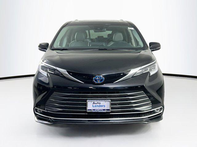 used 2021 Toyota Sienna car, priced at $39,013