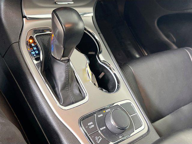 used 2022 Jeep Grand Cherokee car, priced at $29,927