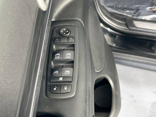 used 2022 Jeep Grand Cherokee car, priced at $29,927