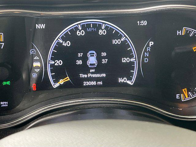 used 2022 Jeep Grand Cherokee car, priced at $29,927