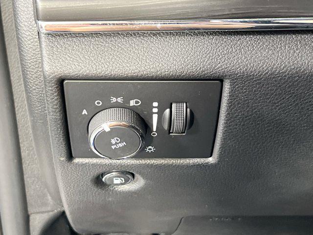 used 2021 Jeep Grand Cherokee car, priced at $28,605