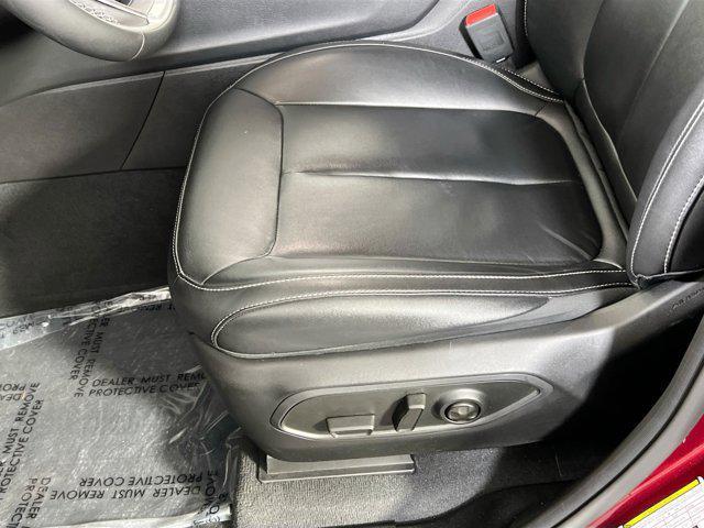 used 2023 Jeep Grand Cherokee car, priced at $35,859