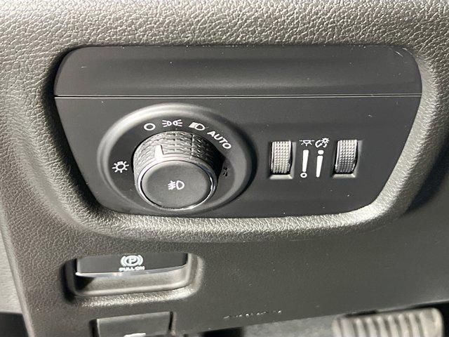 used 2023 Jeep Grand Cherokee car, priced at $35,859