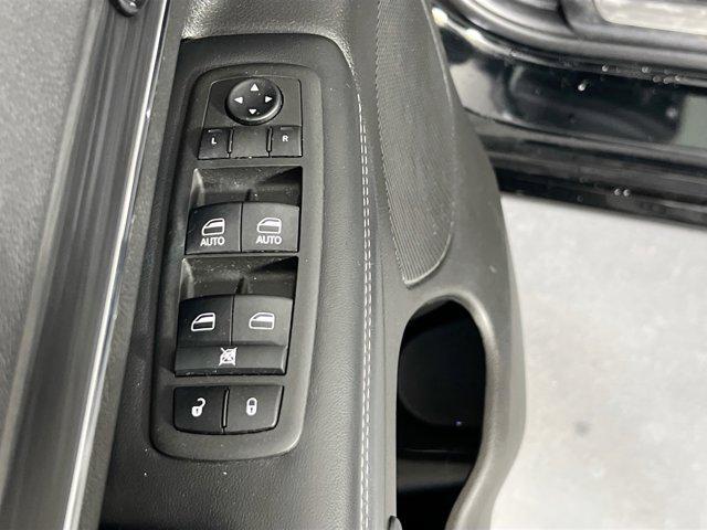 used 2021 Jeep Grand Cherokee car, priced at $29,286
