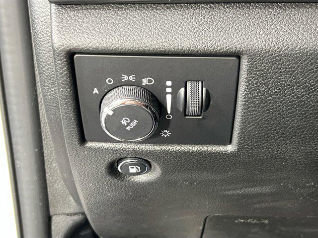 used 2021 Jeep Grand Cherokee car, priced at $24,729