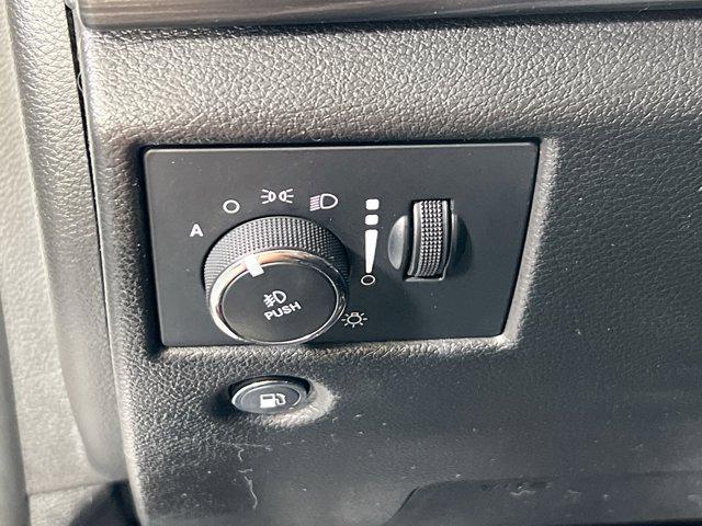 used 2021 Jeep Grand Cherokee car, priced at $27,297