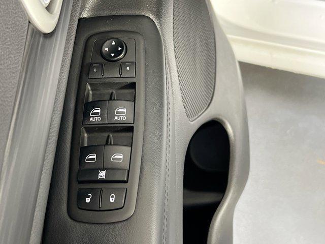 used 2021 Jeep Grand Cherokee car, priced at $27,297