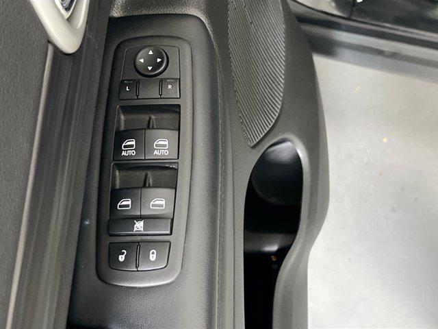 used 2022 Jeep Grand Cherokee car, priced at $25,669