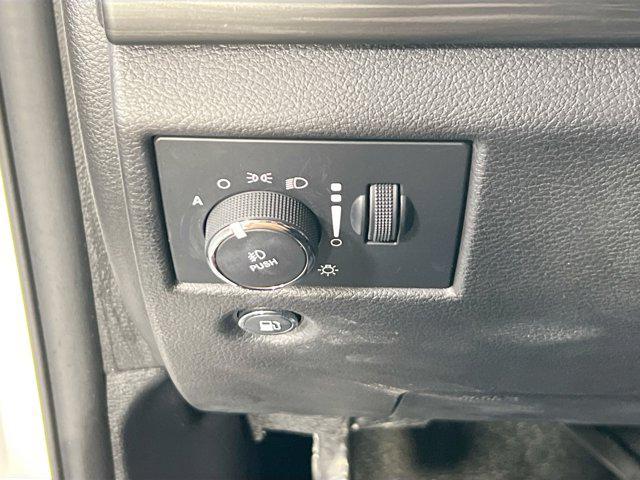 used 2021 Jeep Grand Cherokee car, priced at $26,834