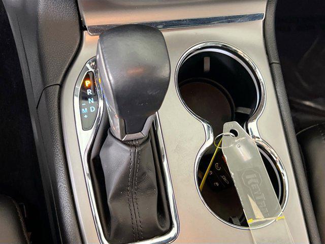 used 2022 Jeep Grand Cherokee car, priced at $28,014