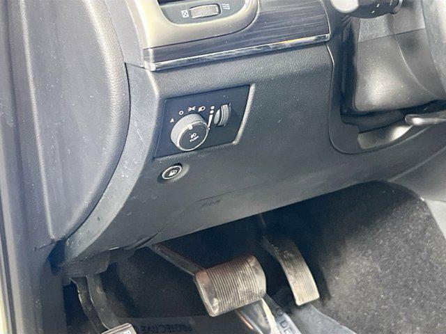 used 2022 Jeep Grand Cherokee car, priced at $28,014