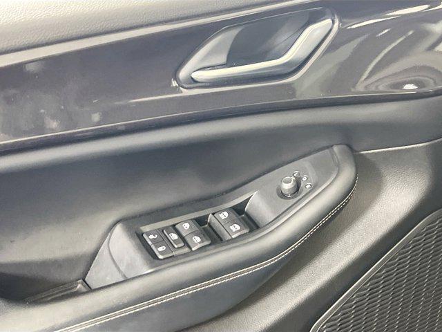 used 2023 Jeep Grand Cherokee car, priced at $29,845