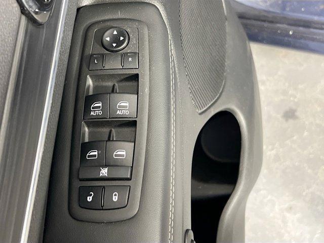 used 2021 Jeep Grand Cherokee car, priced at $29,315