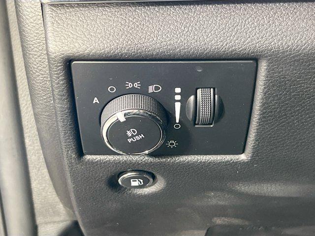 used 2021 Jeep Grand Cherokee car, priced at $29,315