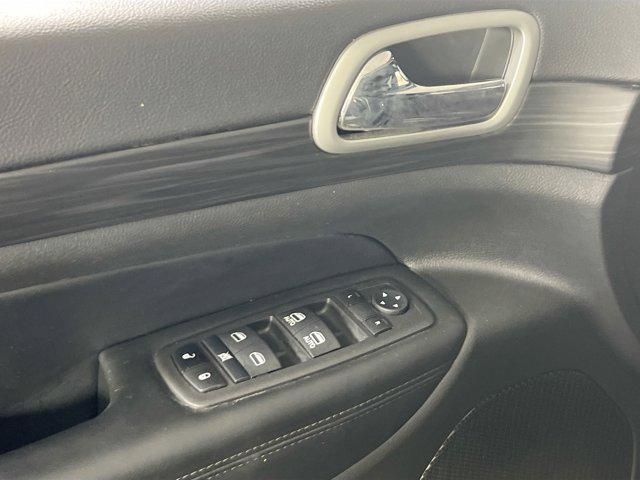 used 2022 Jeep Grand Cherokee car, priced at $28,736