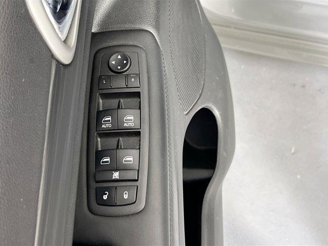 used 2022 Jeep Grand Cherokee car, priced at $30,863