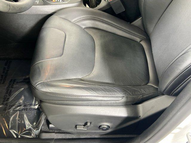 used 2021 Jeep Cherokee car, priced at $22,652