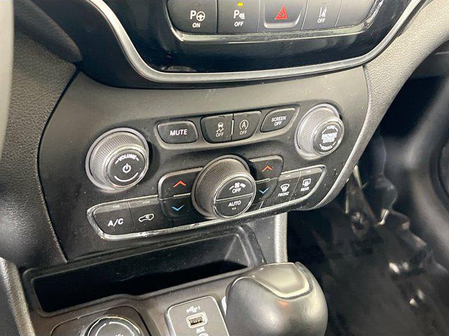 used 2021 Jeep Cherokee car, priced at $23,050