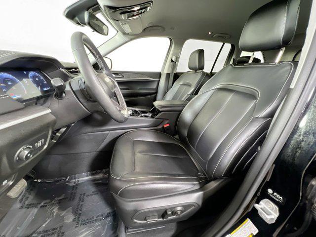 used 2023 Jeep Grand Cherokee car, priced at $34,716