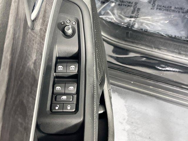 used 2023 Jeep Grand Cherokee car, priced at $34,716