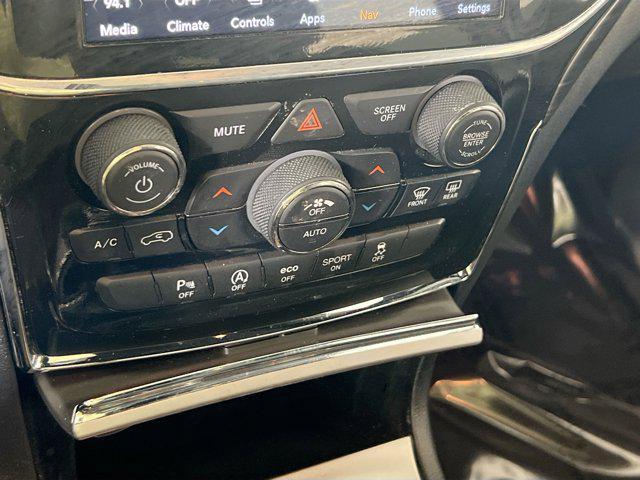 used 2022 Jeep Grand Cherokee car, priced at $28,886