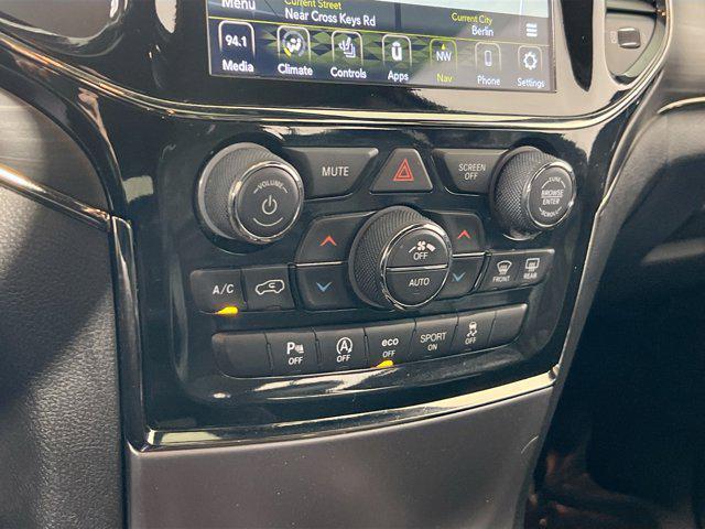 used 2021 Jeep Grand Cherokee car, priced at $30,304
