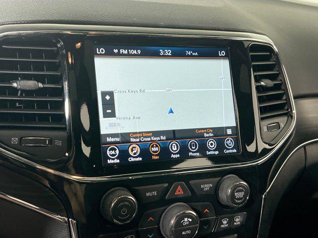 used 2022 Jeep Grand Cherokee car, priced at $27,379