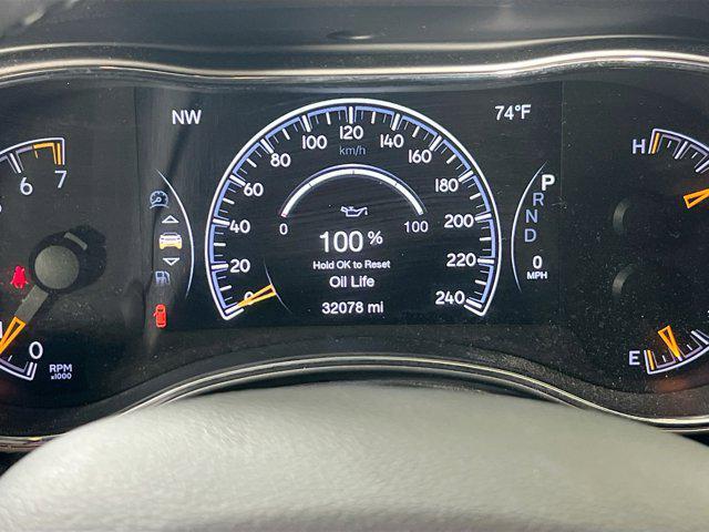 used 2022 Jeep Grand Cherokee car, priced at $27,379