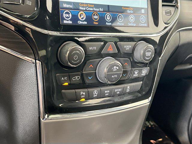 used 2022 Jeep Grand Cherokee car, priced at $27,379
