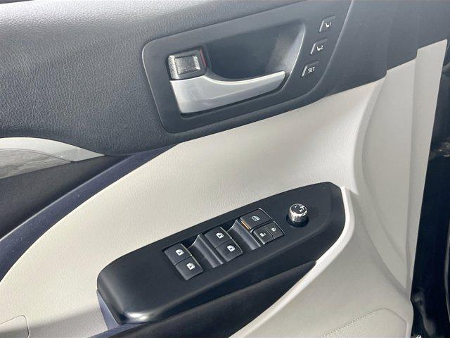 used 2018 Toyota Highlander car, priced at $27,616