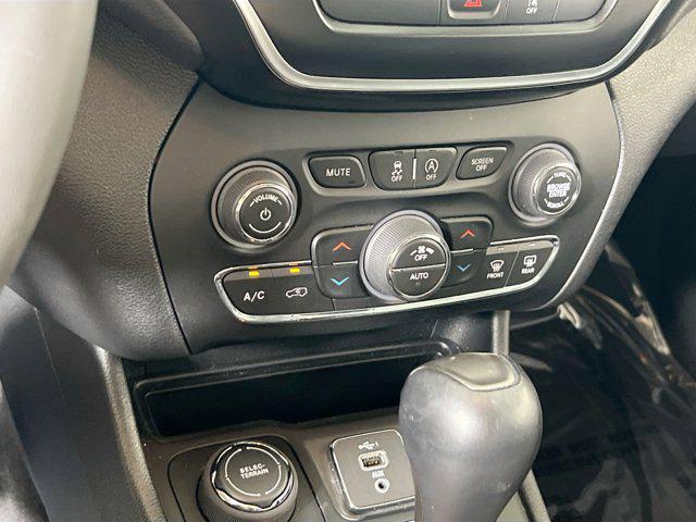 used 2022 Jeep Cherokee car, priced at $24,233