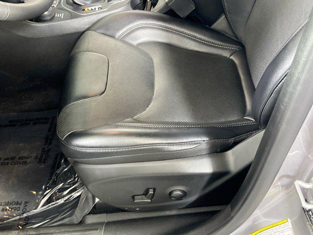 used 2022 Jeep Cherokee car, priced at $24,233