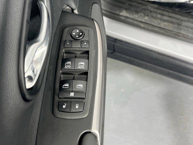 used 2022 Jeep Cherokee car, priced at $24,233