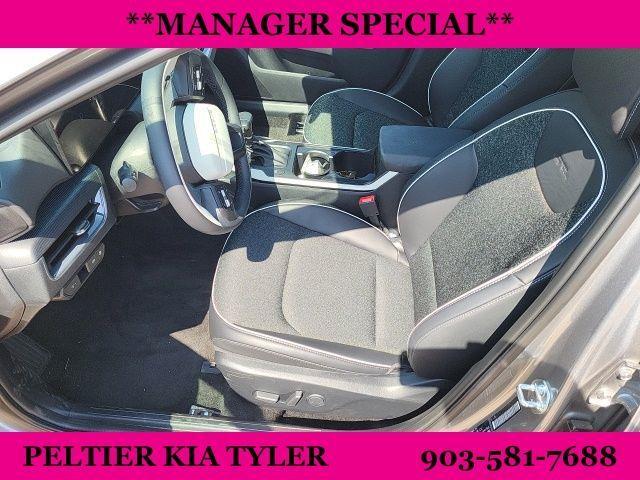 new 2025 Kia K4 car, priced at $24,615