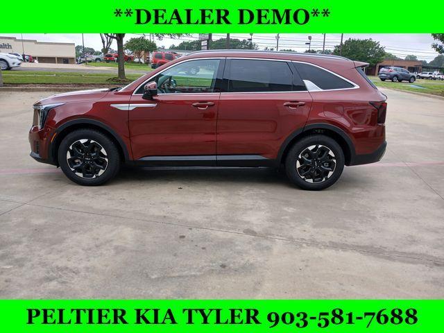 new 2025 Kia Sorento car, priced at $34,620