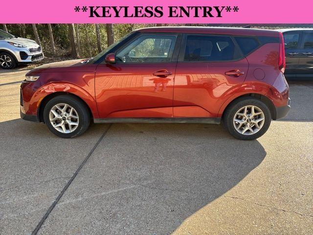 used 2021 Kia Soul car, priced at $15,200