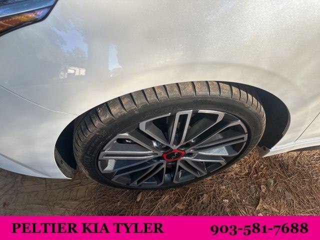 used 2023 Kia Forte car