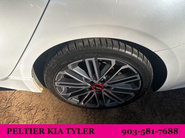 used 2023 Kia Forte car